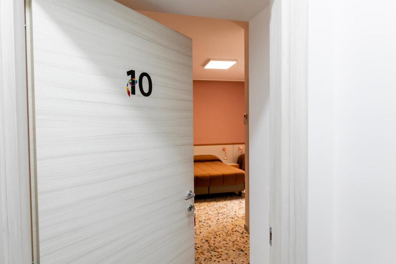 Spira Mirabilis Napoli Hotel Exterior photo